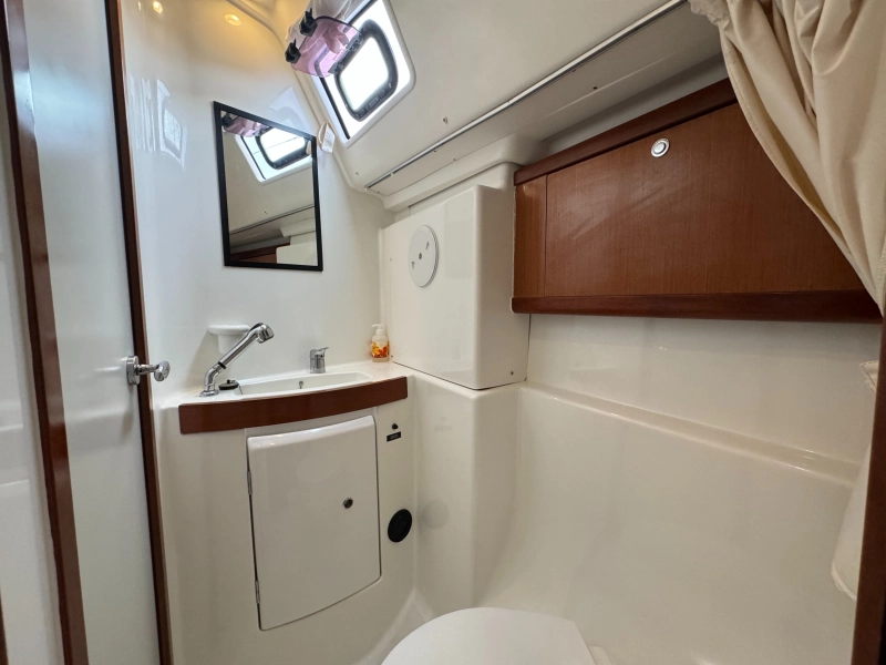 Beneteau Oceanis 43 2009