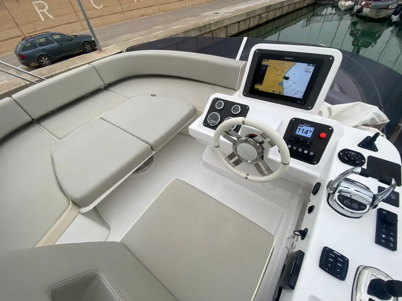 Azimut Magellano 43 2021