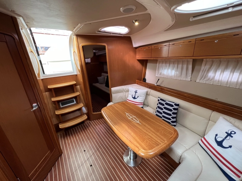 Bavaria 37 HT 2009