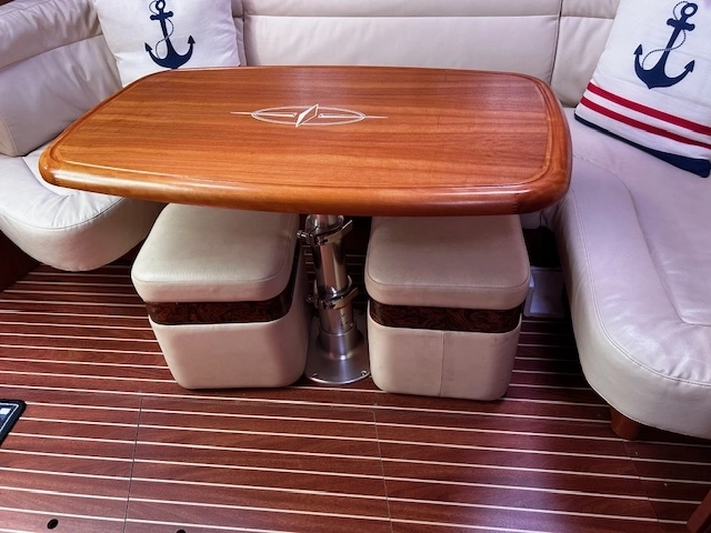 Bavaria 37 HT 2009