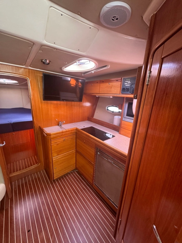 Bavaria 37 Sport 2008