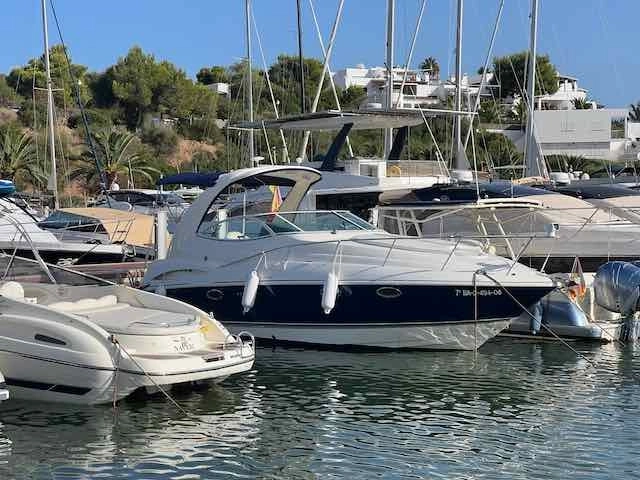 Cruisers Yachts 300 Express 2006