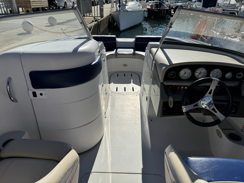 Four Winns Funship 224 2008