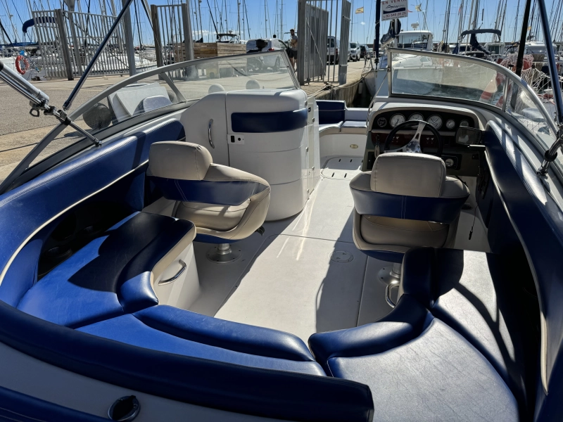 Four Winns Funship 224 2008