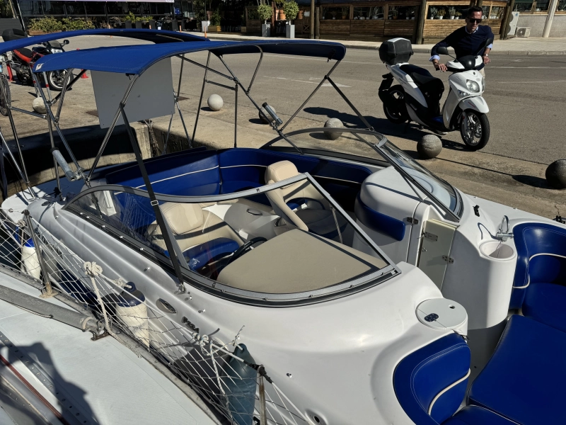 Four Winns Funship 224 2008