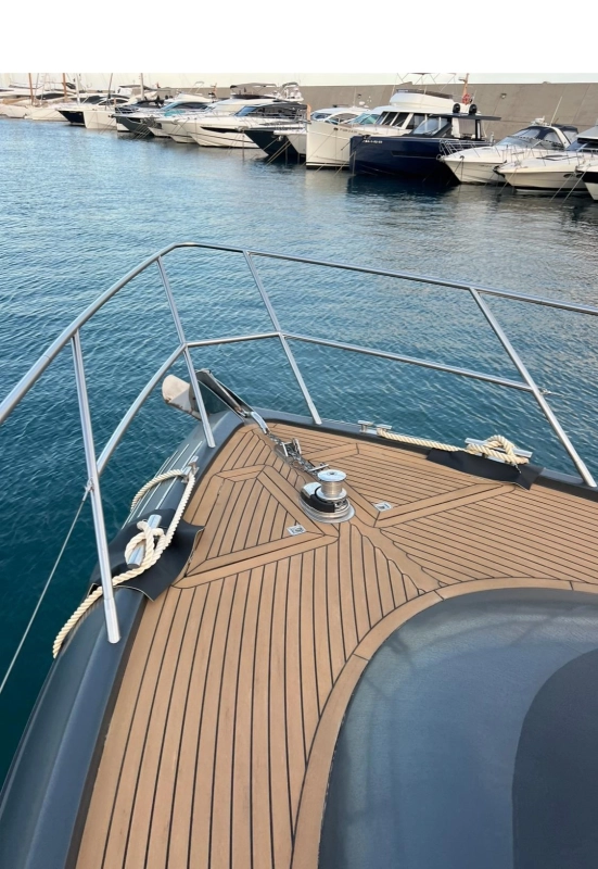 Princess Yachts V65 2004