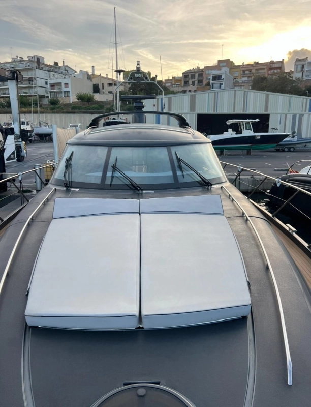Princess Yachts V65 2004