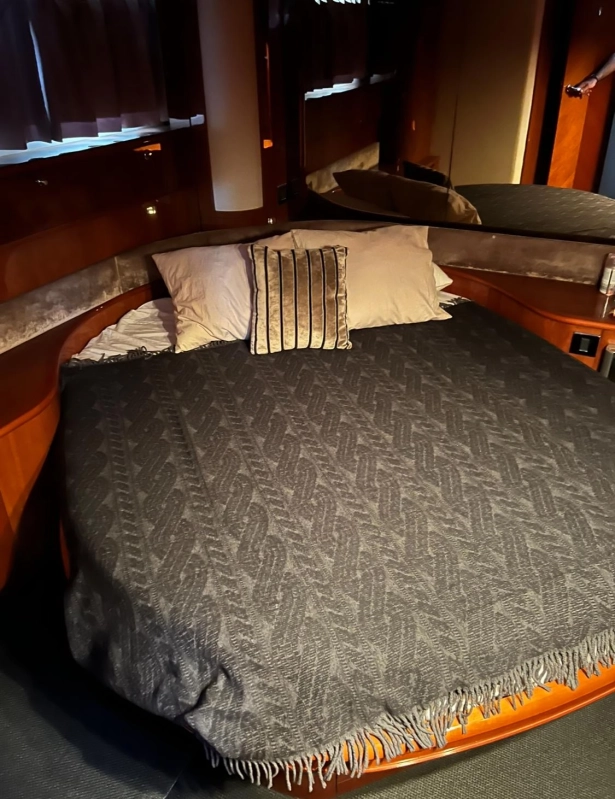 Princess Yachts V65 2004