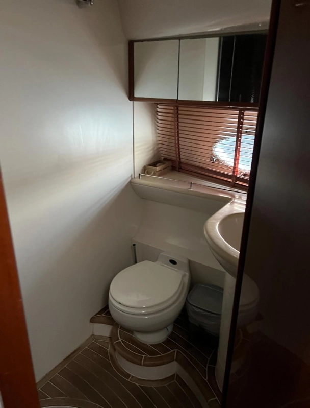 Princess Yachts V65 2004