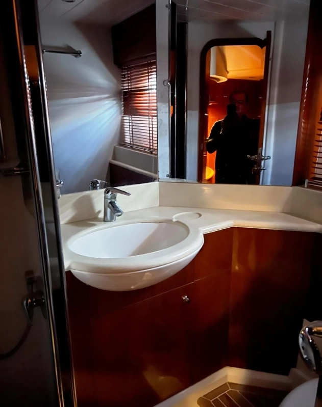 Princess Yachts V65 2004