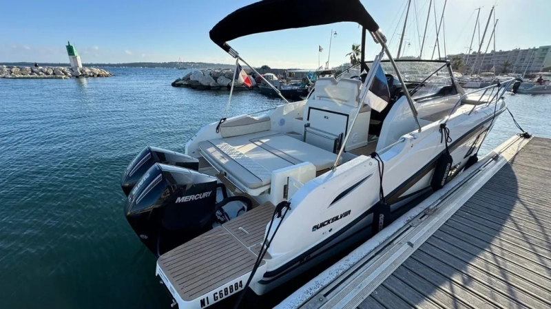 Quicksilver 875 Sundeck 2024
