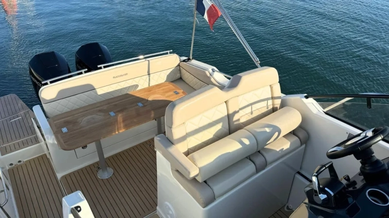 Quicksilver 875 Sundeck 2024