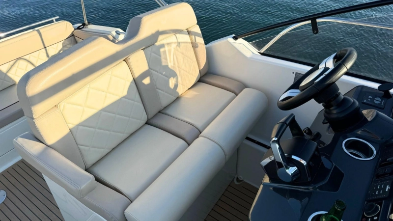 Quicksilver 875 Sundeck 2024