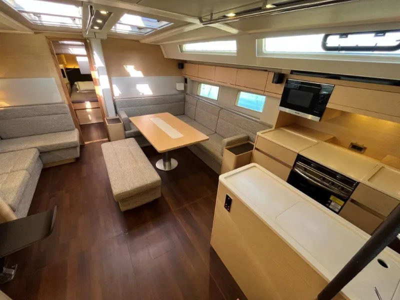 Hanse 548 2018