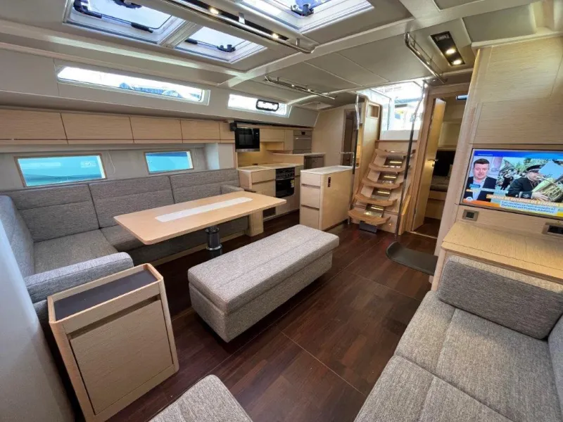Hanse 548 2018
