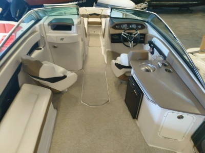 Foto del barco Four Winns H260 2020