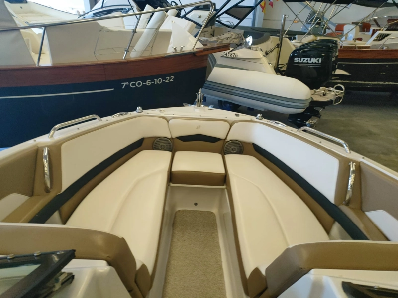 Four Winns H260 2020