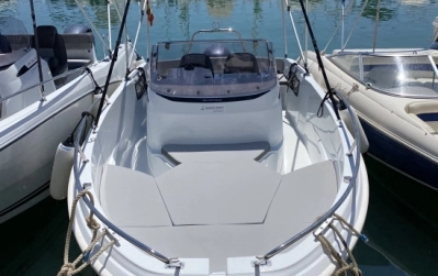 Foto del barco Jeanneau Cap Camarat 5.5 CC 2022