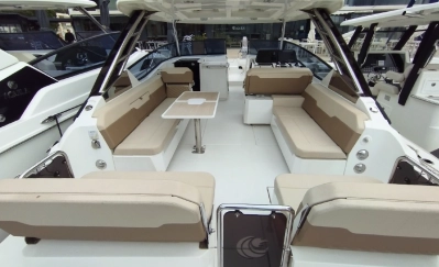 Foto del barco Aquila 32 Sport 2021