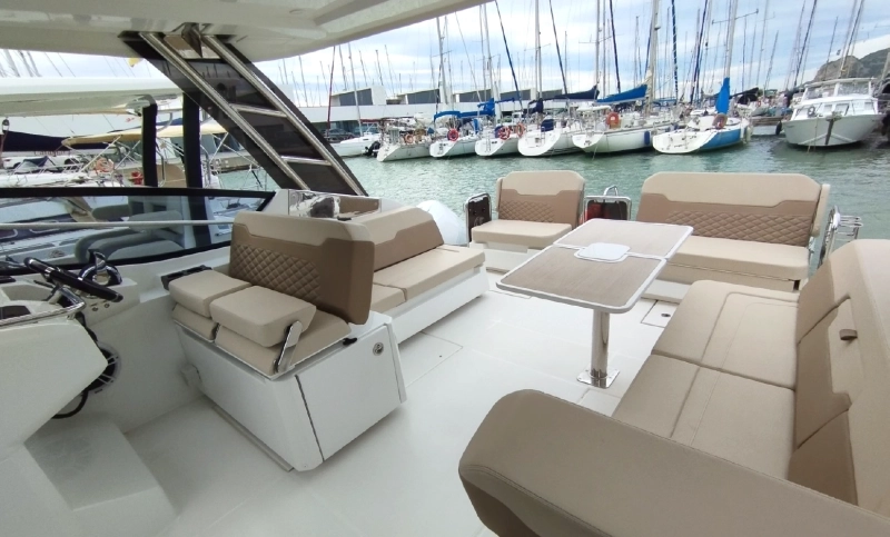 Aquila 32 Sport 2021