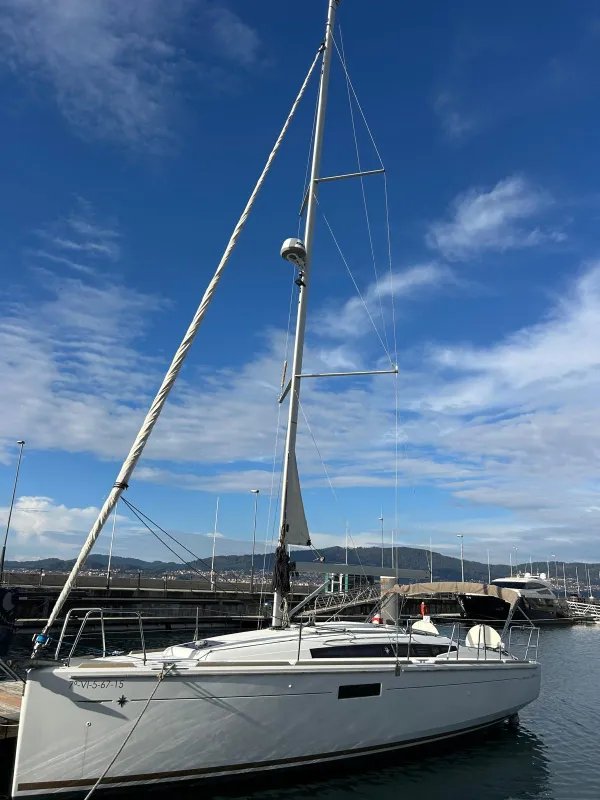 Jeanneau Sun Odyssey 349 2015