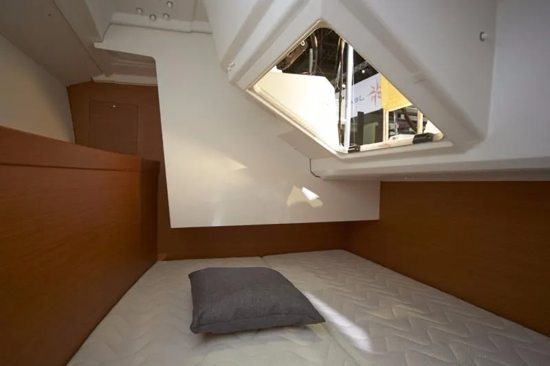 Jeanneau Sun Odyssey 349 2015
