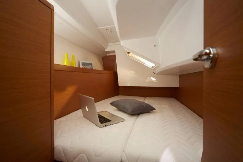 Jeanneau Sun Odyssey 349 2015