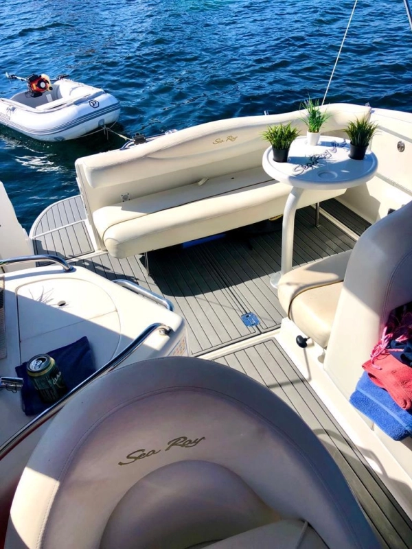 Sea Ray 280Sundancer 2000