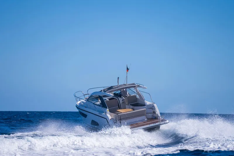 Sealine S330 2021