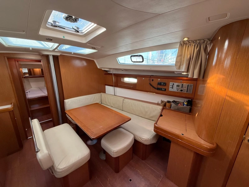 Beneteau Oceanis 43 2008