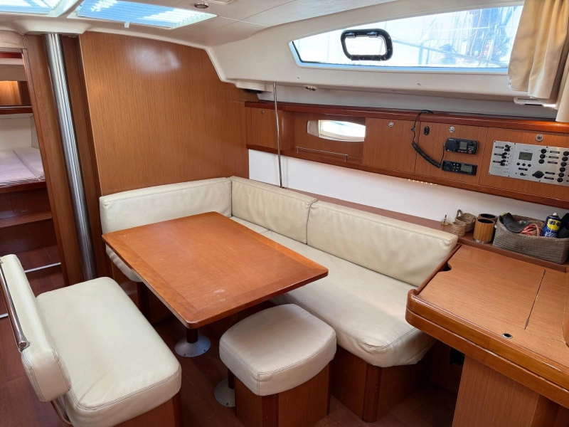 Beneteau Oceanis 43 2008