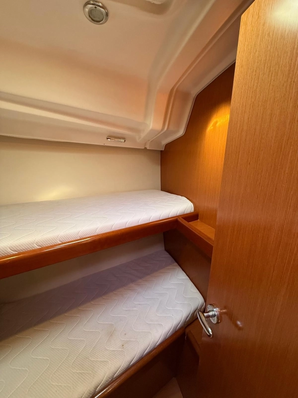 Beneteau Oceanis 43 2008