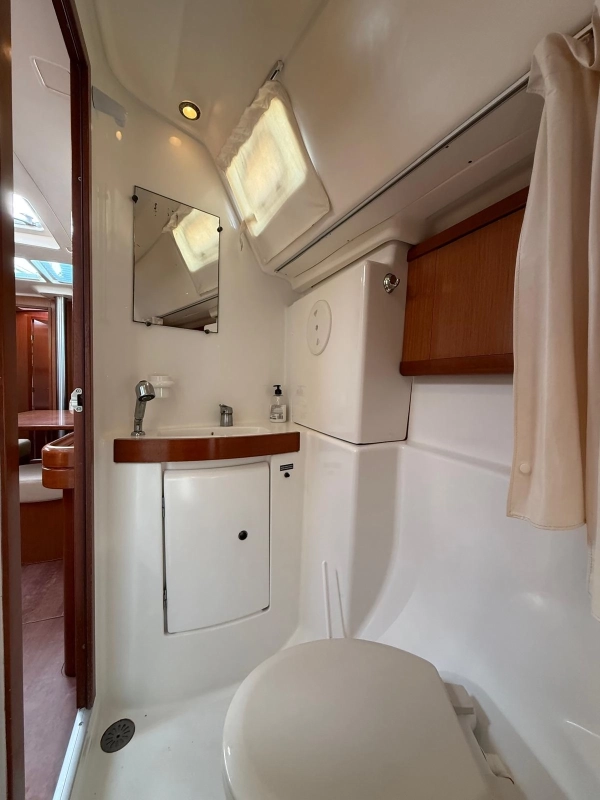 Beneteau Oceanis 43 2008