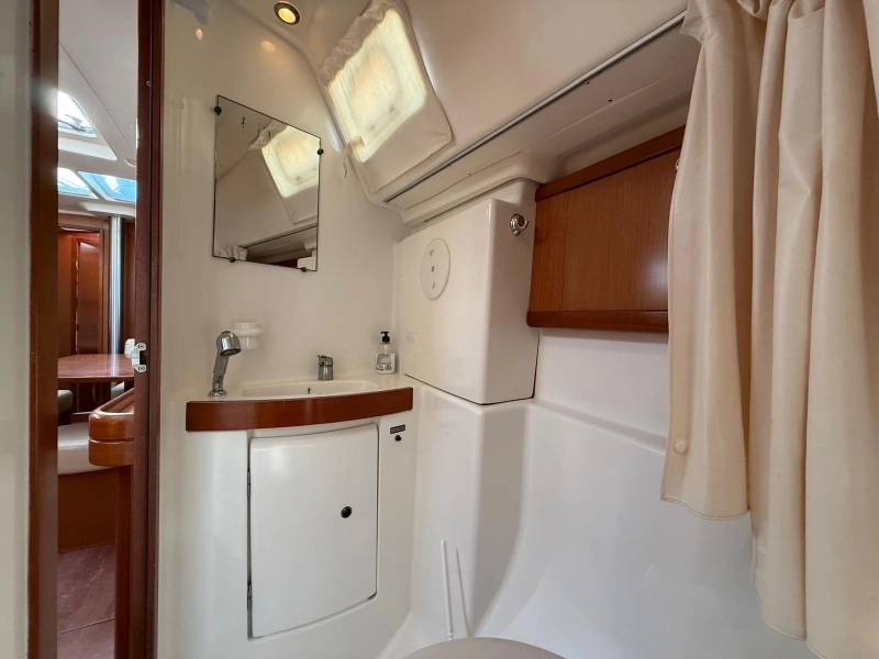 Beneteau Oceanis 43 2008