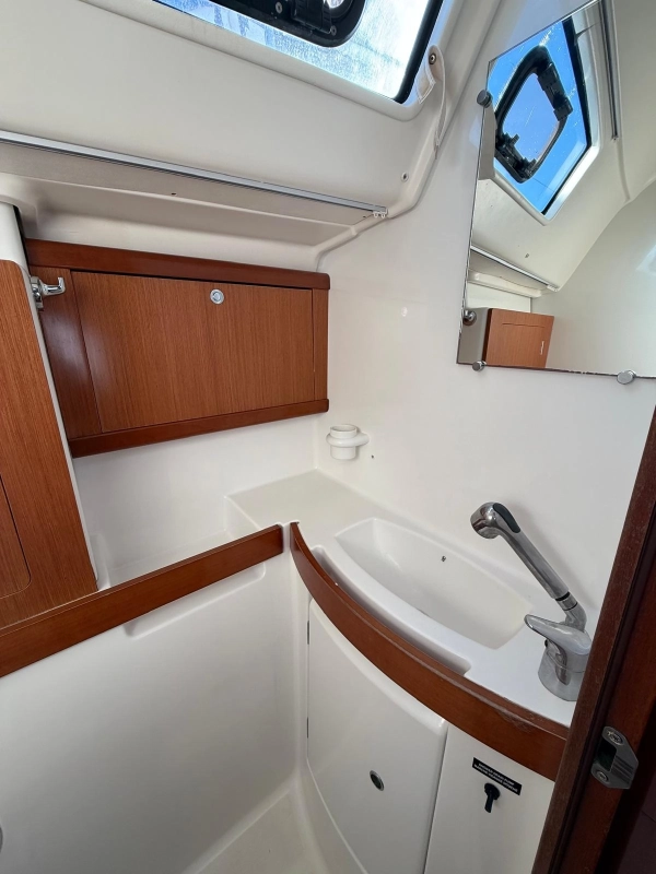 Beneteau Oceanis 43 2008