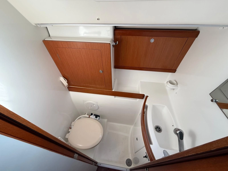 Beneteau Oceanis 43 2008