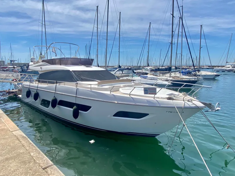 Ferretti Yachts 550 2018
