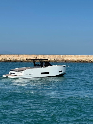 Foto del barco De Antonio Yachts D42 2024
