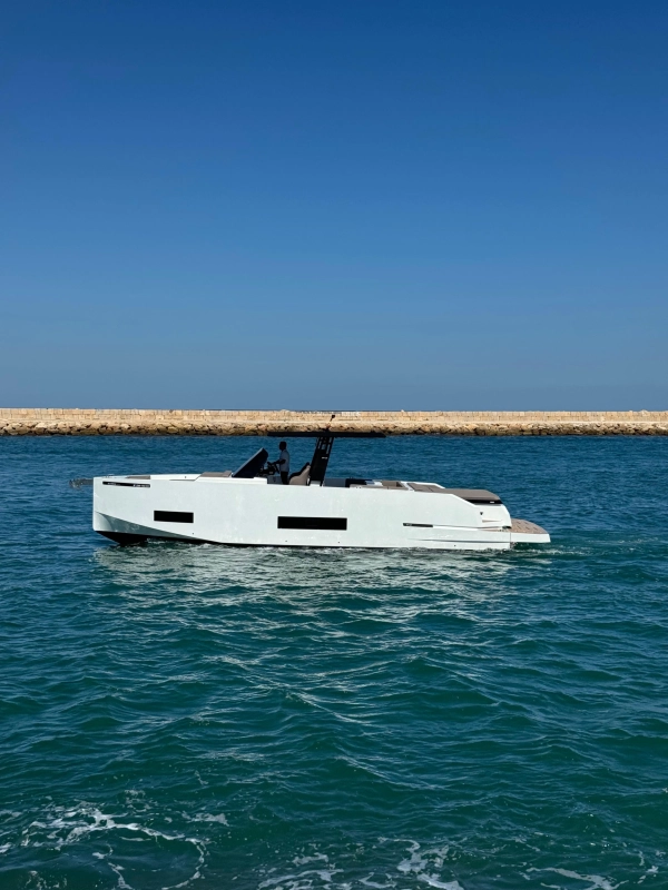 De Antonio Yachts D42 2024