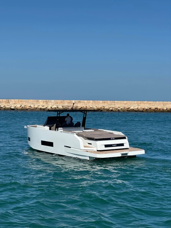 De Antonio Yachts D42 2024