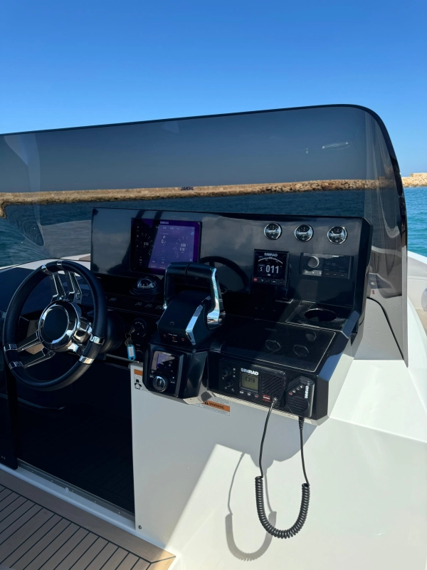 De Antonio Yachts D42 2024