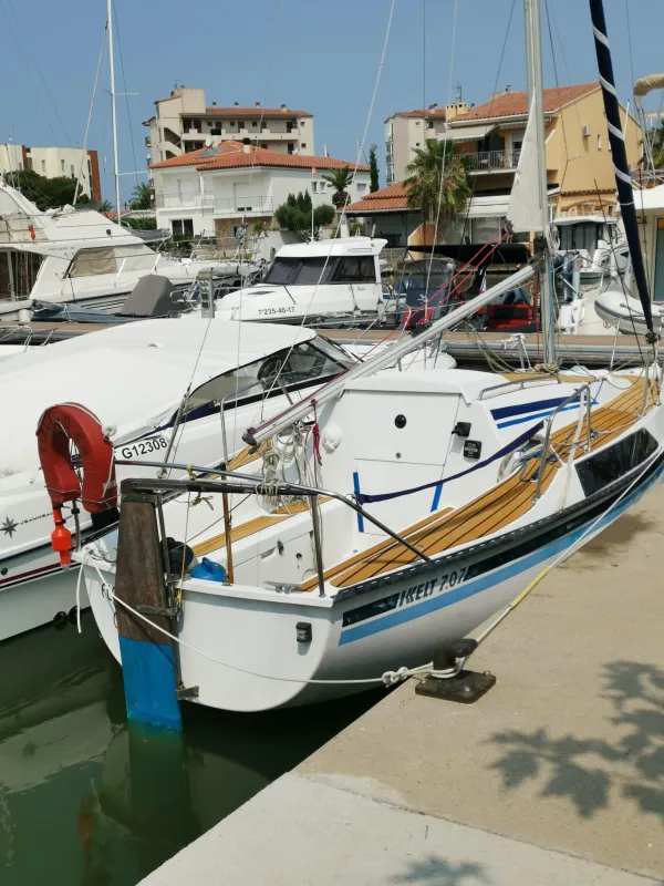 Kelt 707 1981