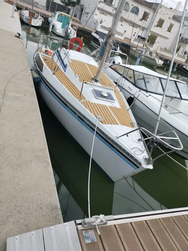 Kelt 707 1981