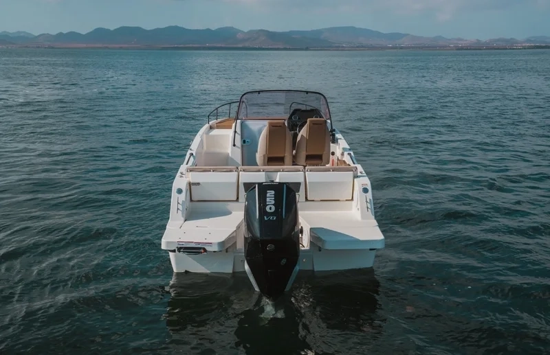 Quicksilver ACTIV 755 SUNDECK 2025