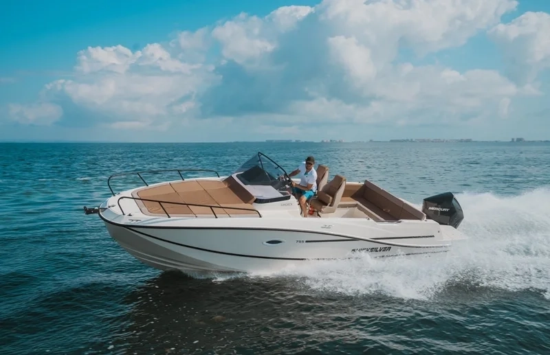 Quicksilver ACTIV 755 SUNDECK 2025