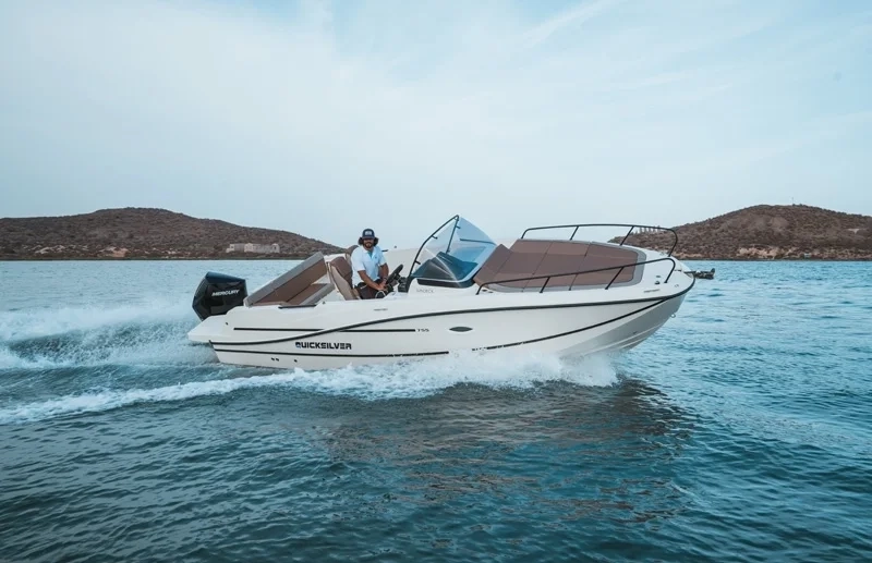 Quicksilver ACTIV 755 SUNDECK 2025