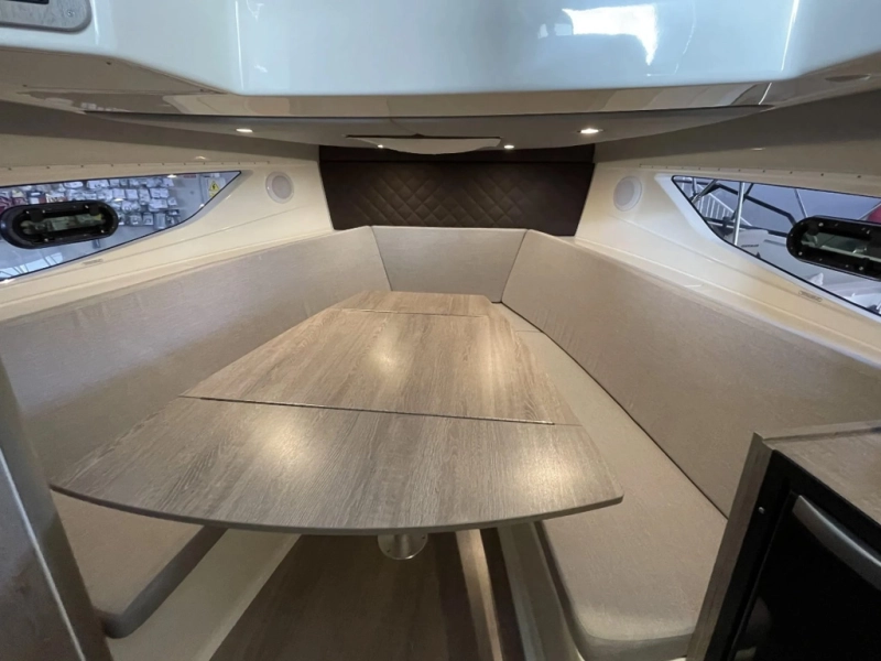 Quicksilver ACTIV 875 SUNDECK 2025