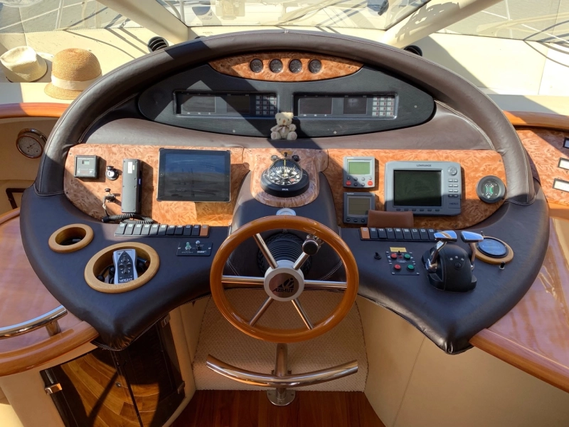 Azimut 55 2003