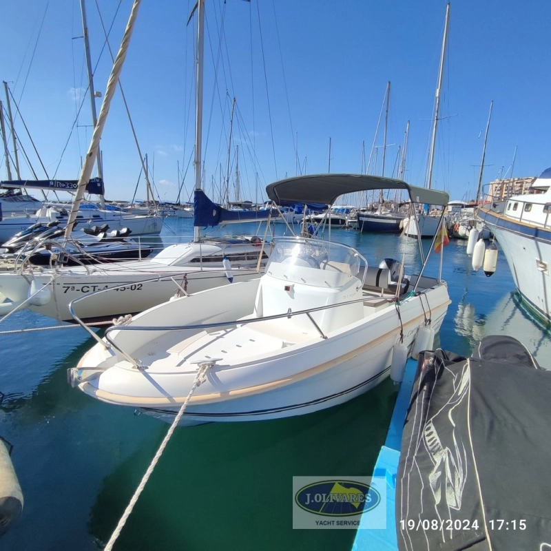 Jeanneau Cap Camarat 5.1 style 2016