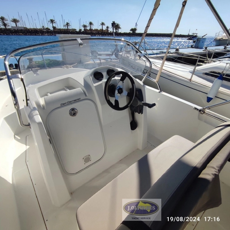 Jeanneau Cap Camarat 5.1 style 2016